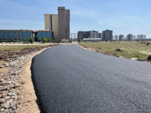 Gazi Yaşargil Eğitim ve Araştırma Hastanesi giriş yolu yenilendi