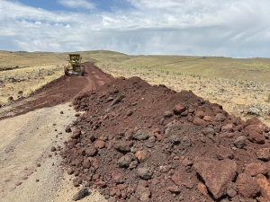 Çınar’a bağlı kırsal mahallelerin 55 kilometrelik yolunda yapım çalışması sürüyor