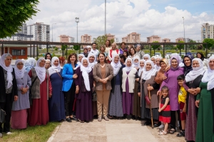 Eş Başkan Bucak Anneler Günü etkinliğine katıldı