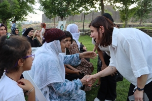 Eş Başkan Bucak: Mahalledeki sorunları kadın bakış açısıyla çözmek istiyoruz