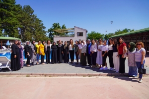 Eş Başkan Bucak, kadın yüzme havuzunun açılışını gerçekleştirdi