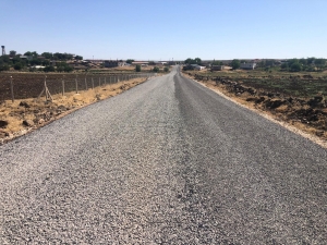 190 kilometre yeni yol yapıldı