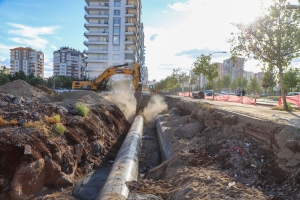 Mahabad Bulvarı&#039;ndaki içme suyu deplase çalışması tamamlandı