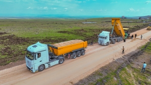 Bağlar Oğlaklı-Siverek ilçe sınırı grup yolu onarılıyor