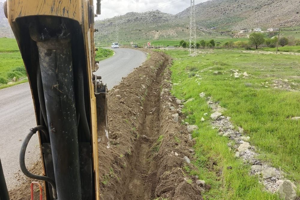 DİSKİ, Dicle ve Hani’de kırsal mahallelerin içme suyu hattını genişletti