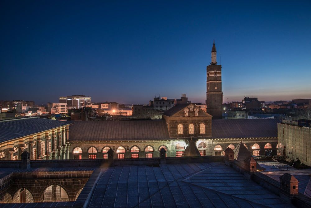 DİYARBAKIR